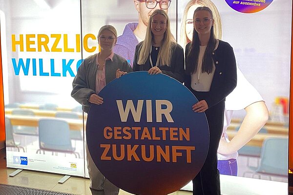 Training Scouts with their trainer and the event