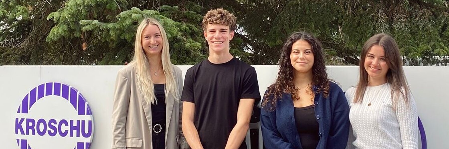Our new apprentices together with their trainer on their first day.